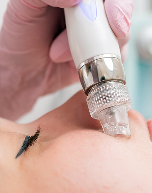 clear-skin-hydra-arctisztito-kezeles-bor-hidratalasa-gyulladascsokkento-fenyterapia-hoterapia-arc-nyak-dekoltazs-masszazs-relaxalas-kozmetika-budapest-green-palm-szalon-nagy-eszter (1) Clear Skin HYDRA, arctisztító kezelés, bőr hidratálása, gyulladáscsökkentő, fényterápia, hőterápia, arc nyak dekoltázs masszázs, relaxálás, kozmetika, Budapest, Green Palm, szalon, Nagy Eszter